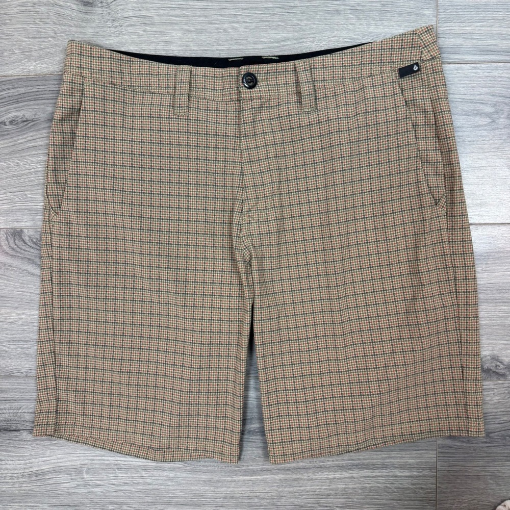 Volcom Surf & Turf Mens Hybrid Chino Shorts Tan Plaid Houndstooth Size 36 Skate